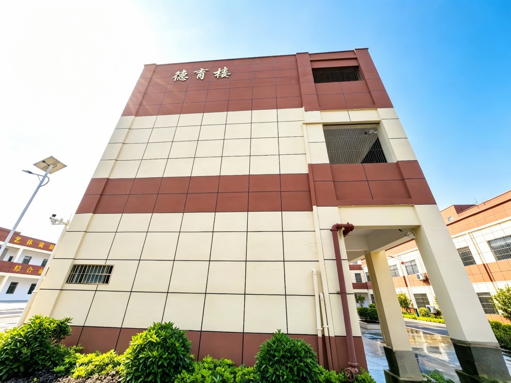 深圳叛逆孩子教育中心怎么联系？本地寄宿培育机构择校指南